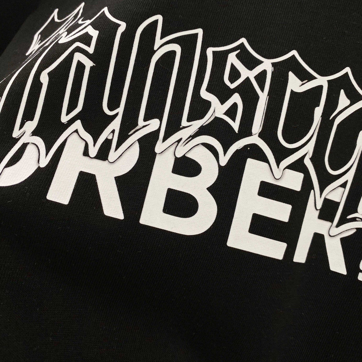 Chest sticker printed logo round neck short sleeved T-shirt 3