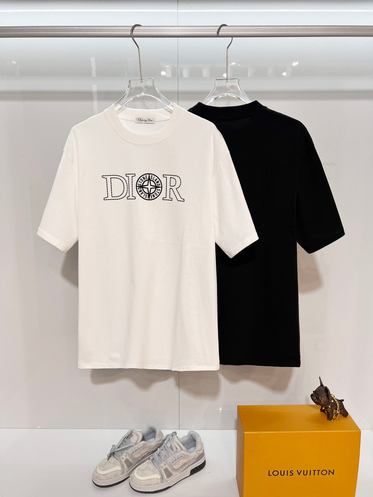Classic dotted printed letter round neck T-shirt