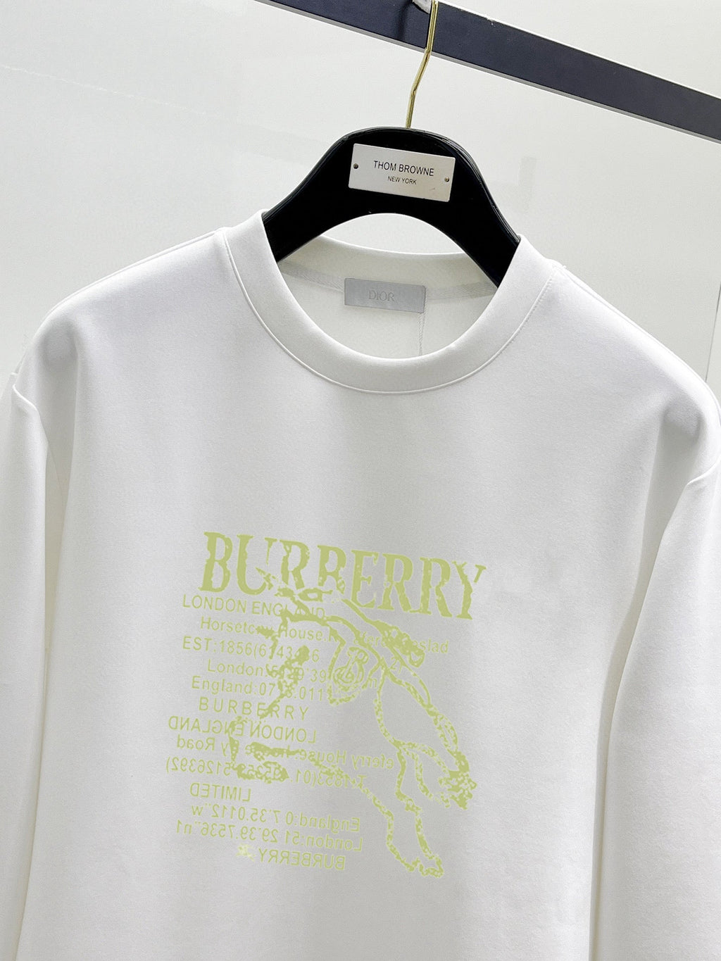 Early spring latest long sleeved round neck sweatshirt 21