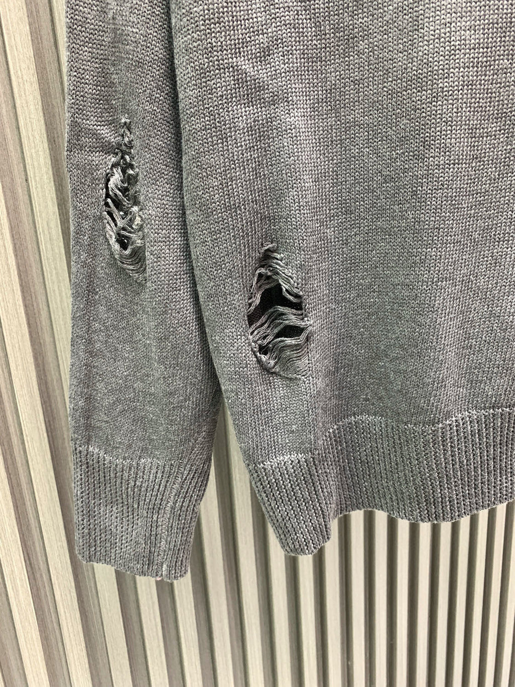 Sheep wool blended plain knitted sweater