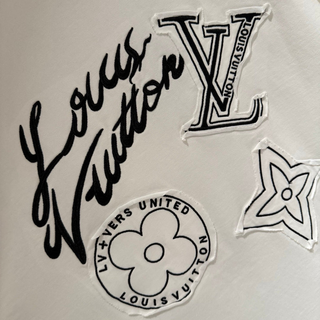 Embroidered short sleeved T-shirt
