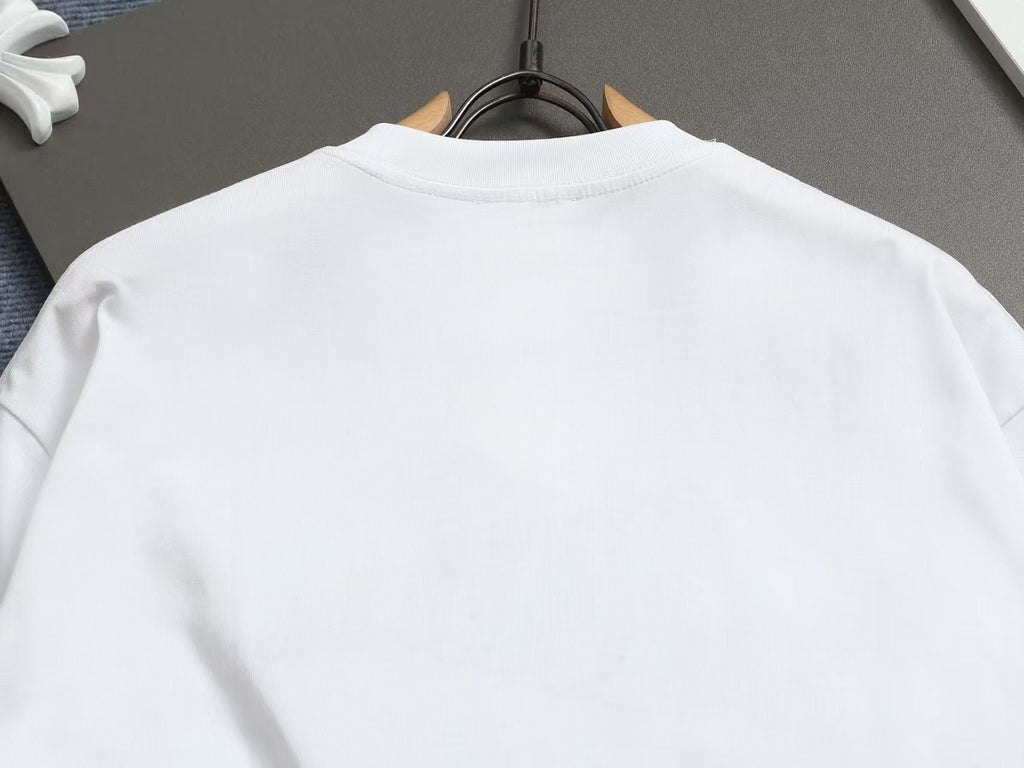 New color blocked embroidered letter T-shirt