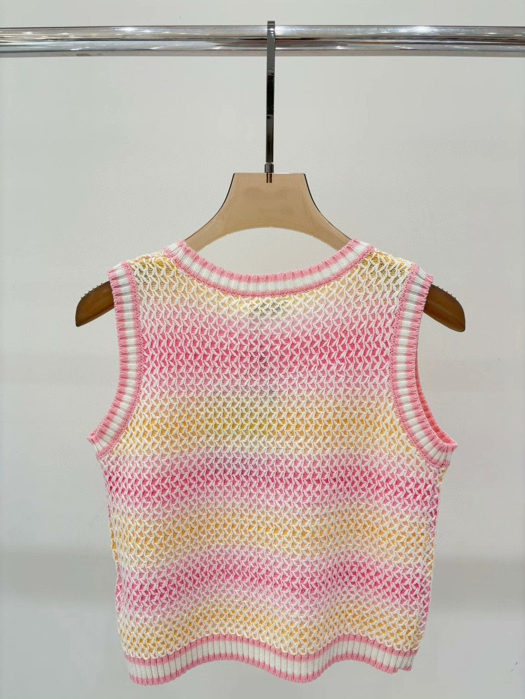 25 Summer jacquard simple knitted vest