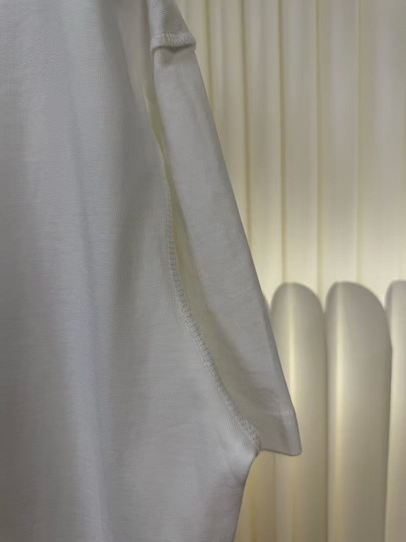 Logo embossed short sleeved T-shirt