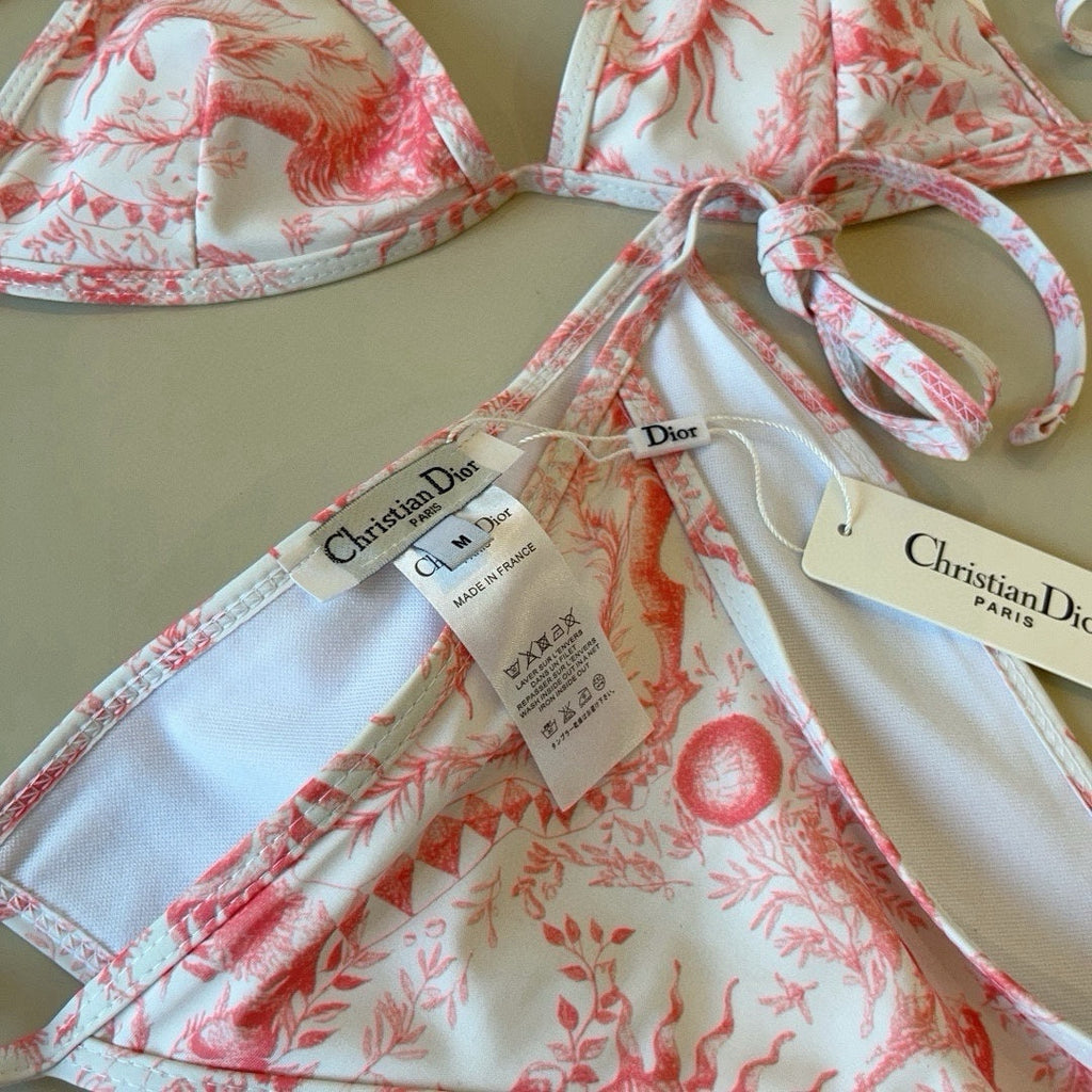 25 New Animal Print One-Piece Swimsuits for Summer
