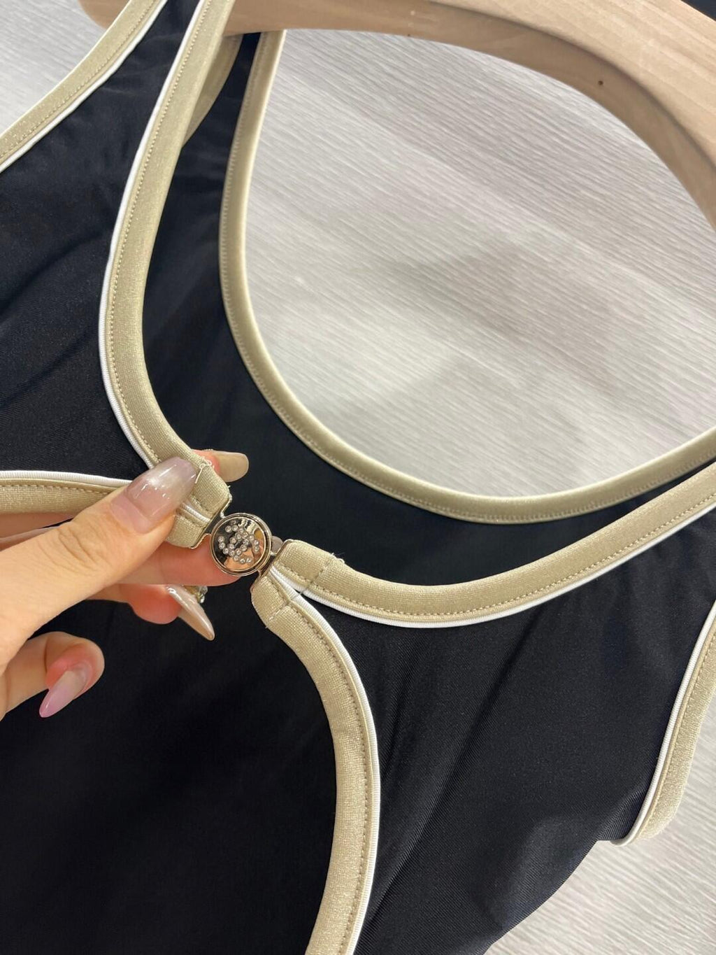 25 new logo sling one-piece swimsuit