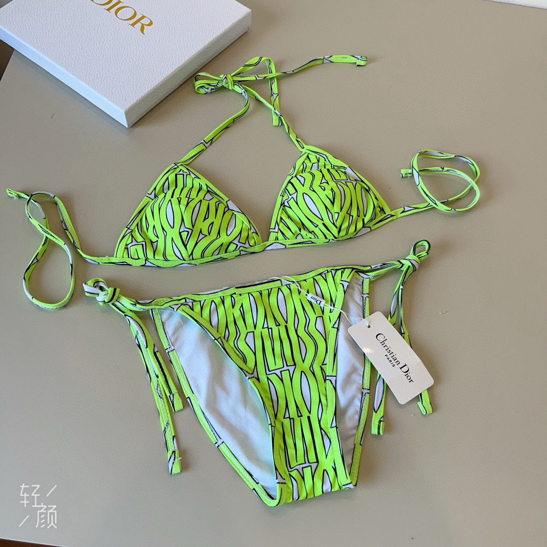 25 New style printed swimsuit