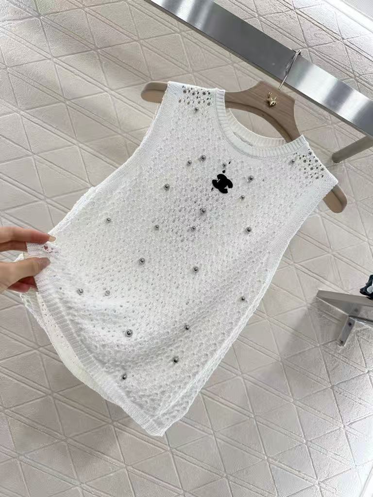 25fw Hollow nail bead knitted vest