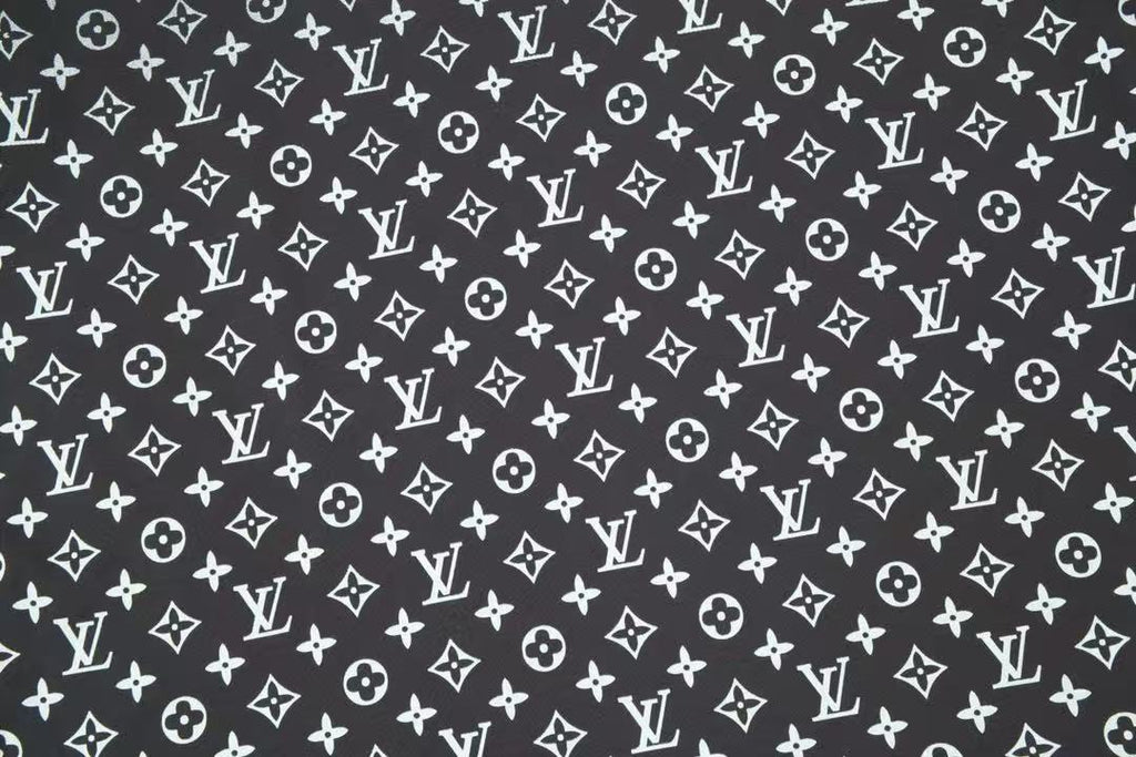 MONOGRAM GRADIENT BLACK WHITE T SHIRT