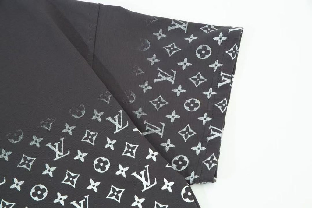 MONOGRAM GRADIENT BLACK WHITE T SHIRT