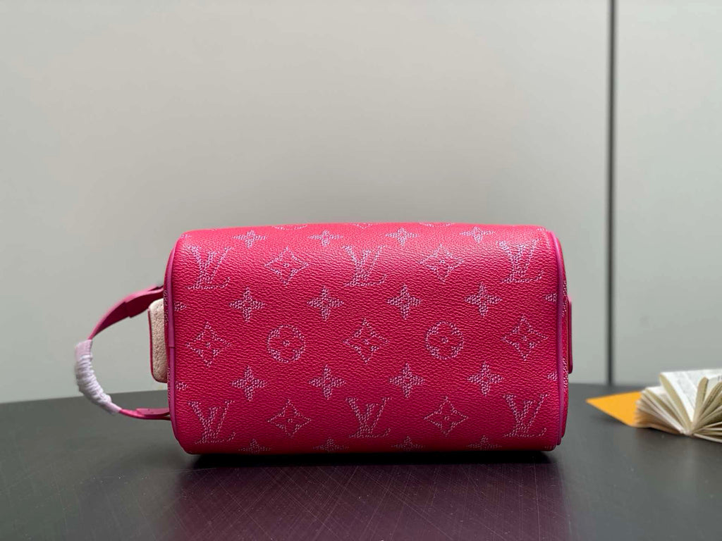 Mini washbasin bag