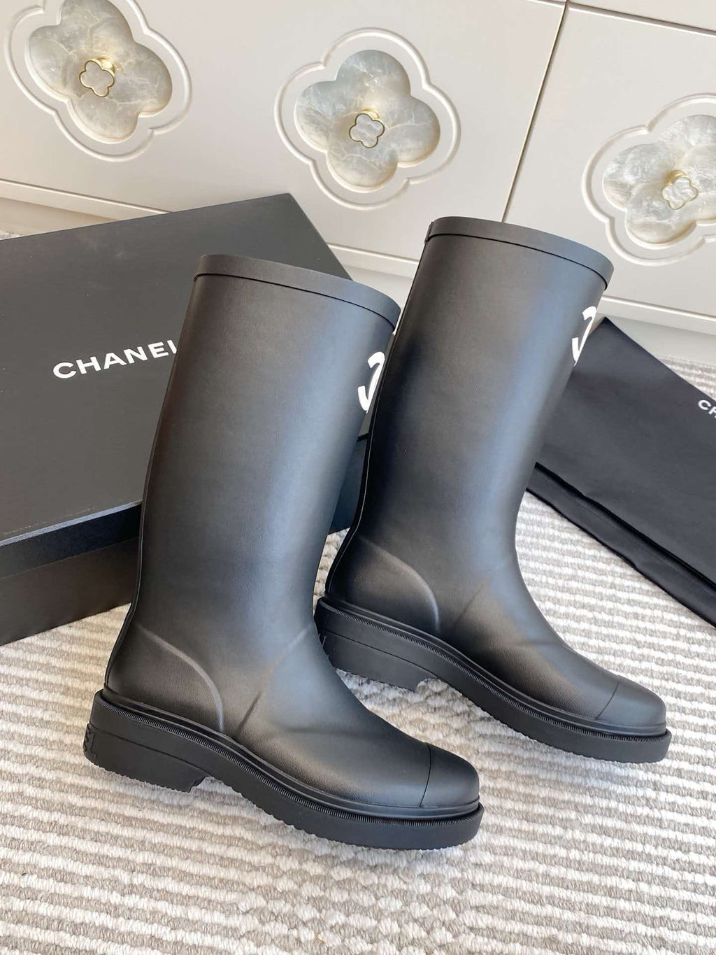 Color blocked long boots