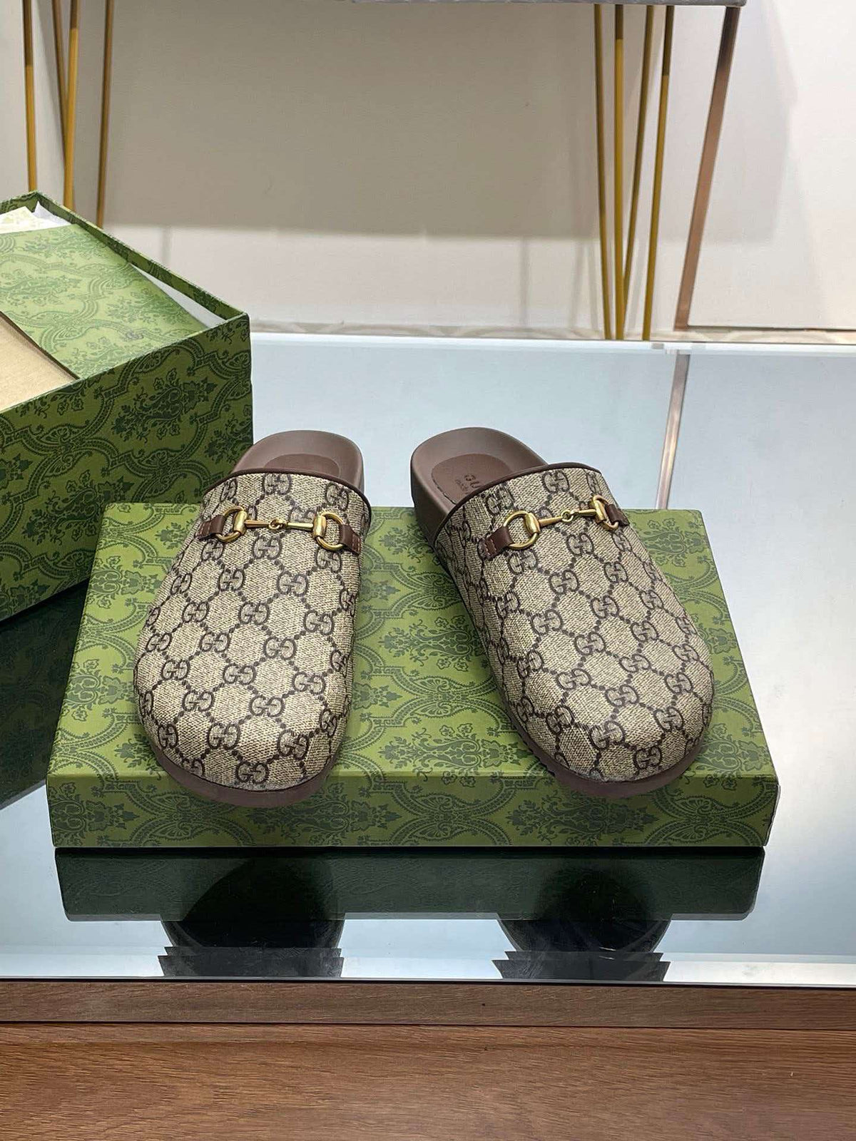 Spring and Autumn Welfare New Product Same gender Couple Shoes