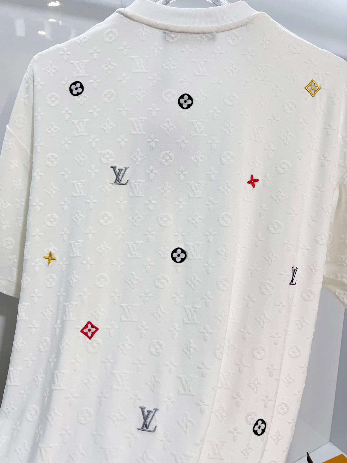New full body floral letter T-shirt