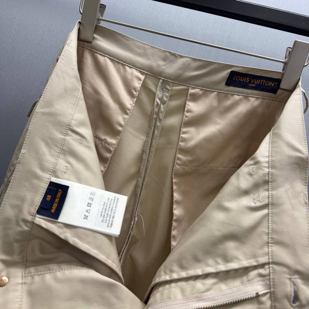 Old flower three-dimensional pocket workwear shorts