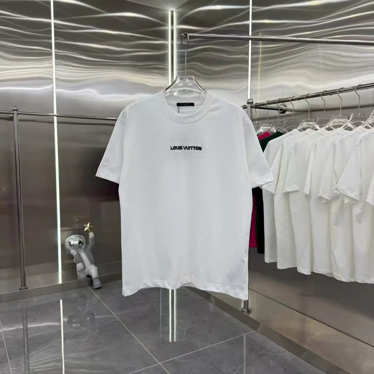 New round neck short sleeved T-shirt