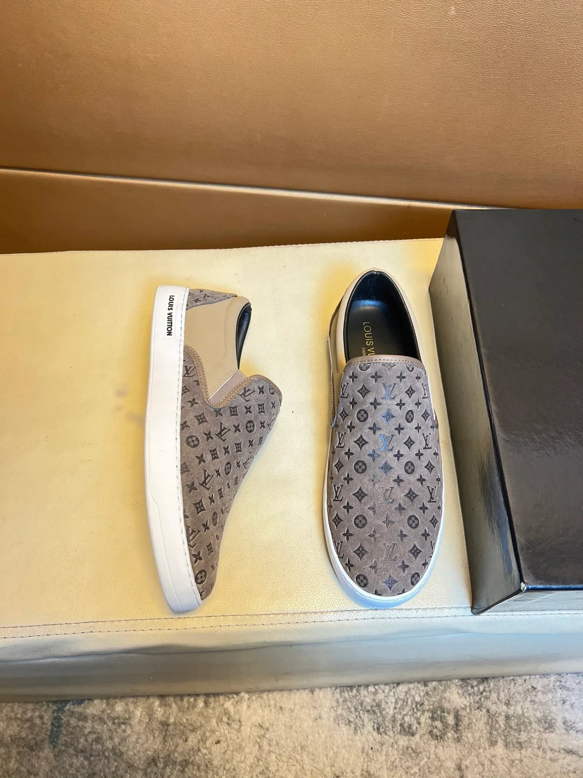 🏃 Casual shoes are a must-have for trendy men 😍