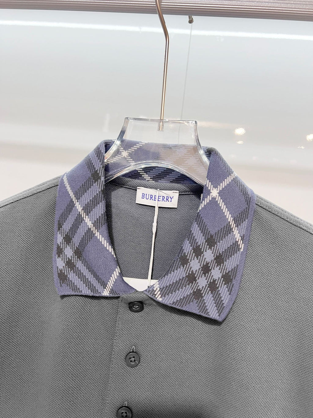 Color blocked flat collar classic plaid collar letter polo shirt