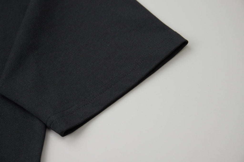 Light luxury embroidered T-shirt