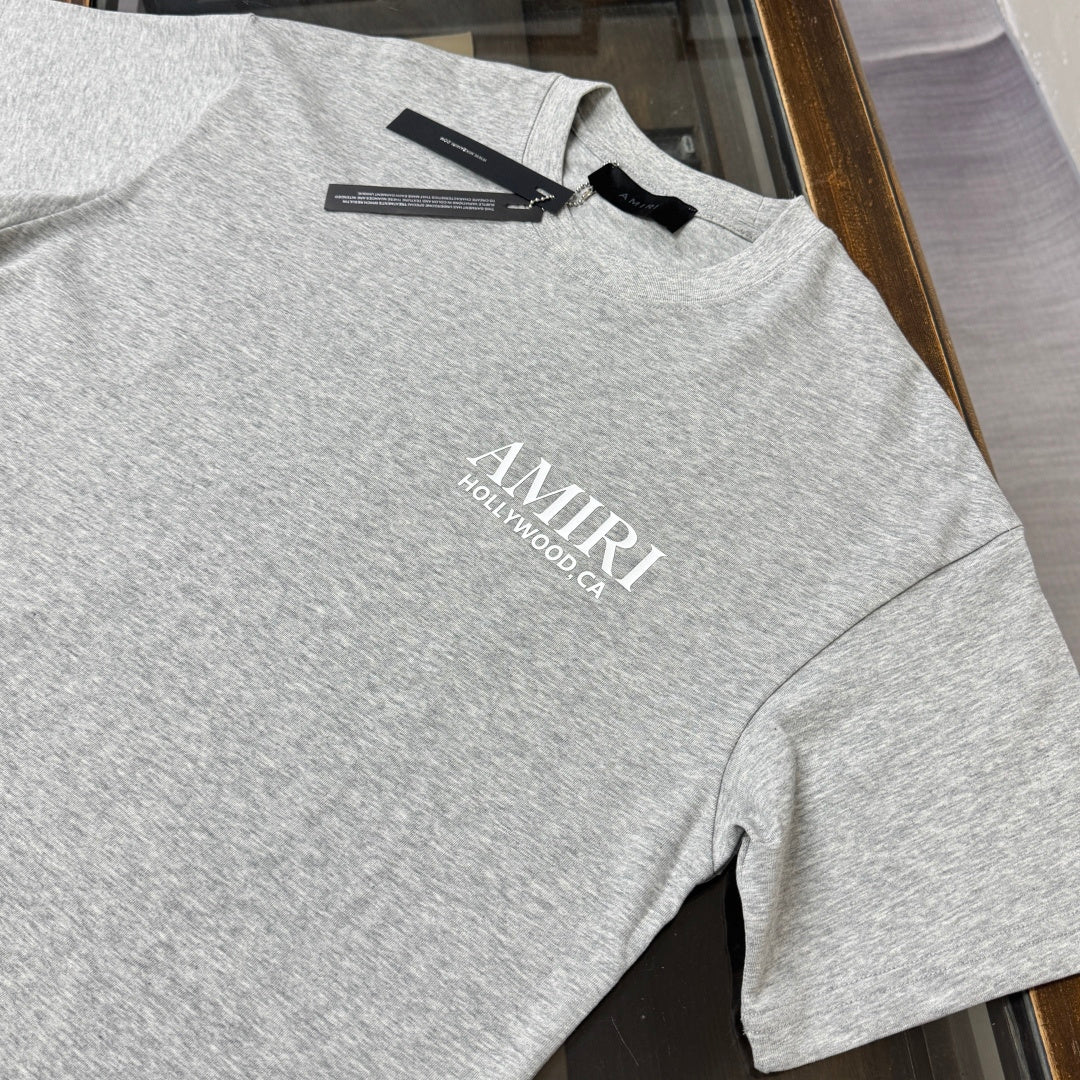 Latest short sleeved round neck T-shirt