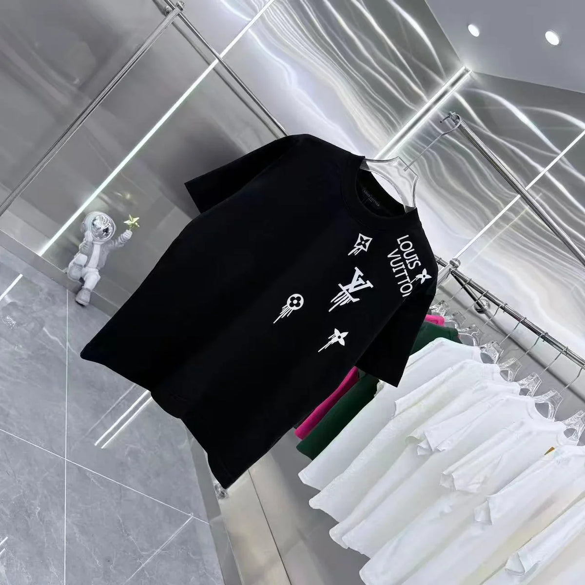 New round neck short sleeved shirt
