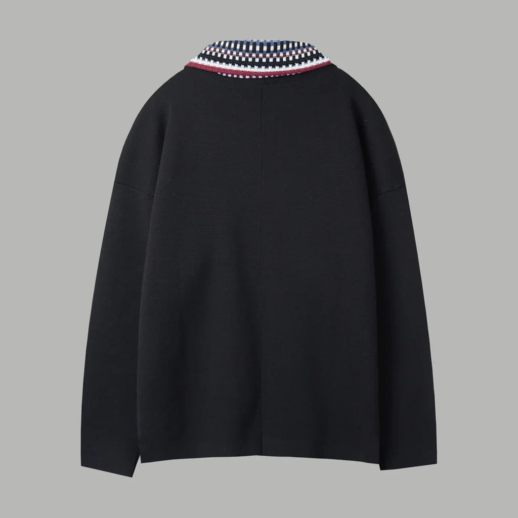 Knitted zipper jacket with grid collar and letter stickers