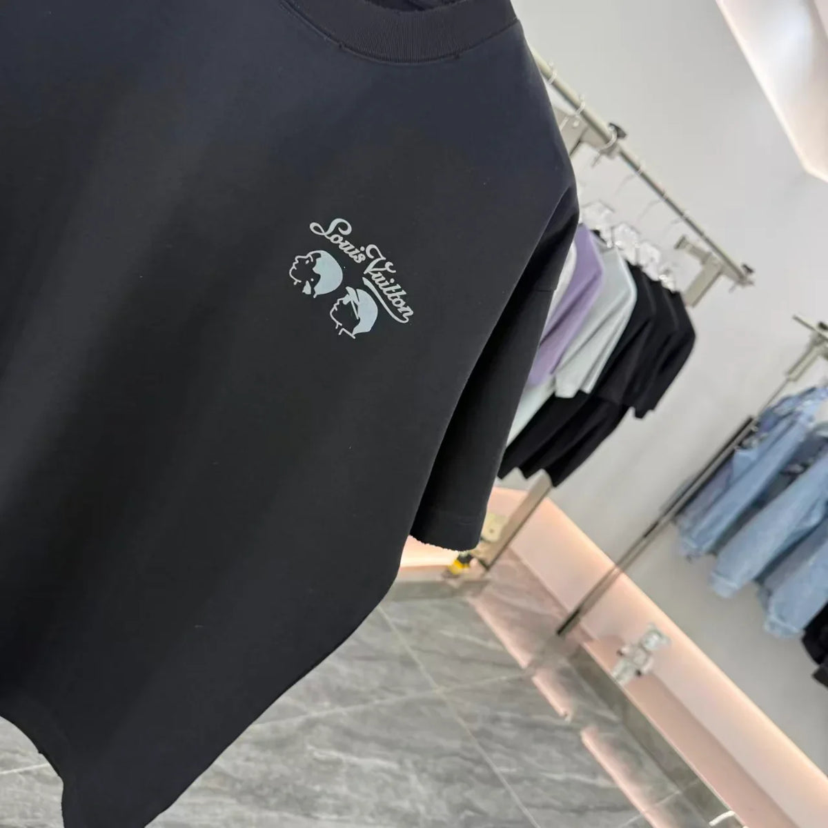 New flocking short sleeved T-shirt
