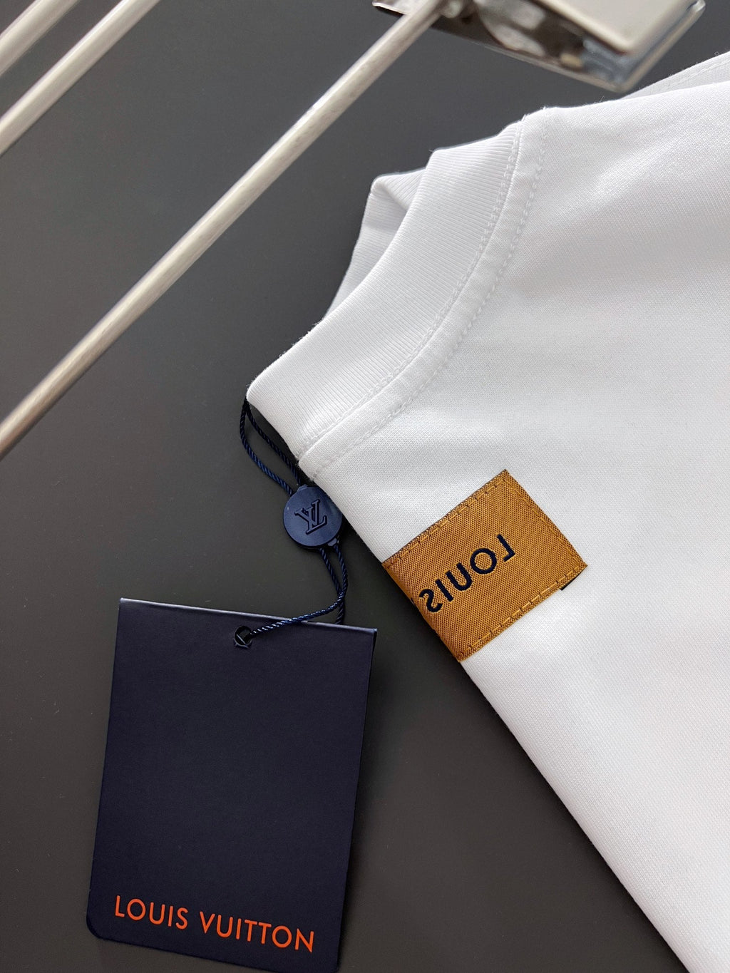Summer new round neck short sleeved T-shirt!