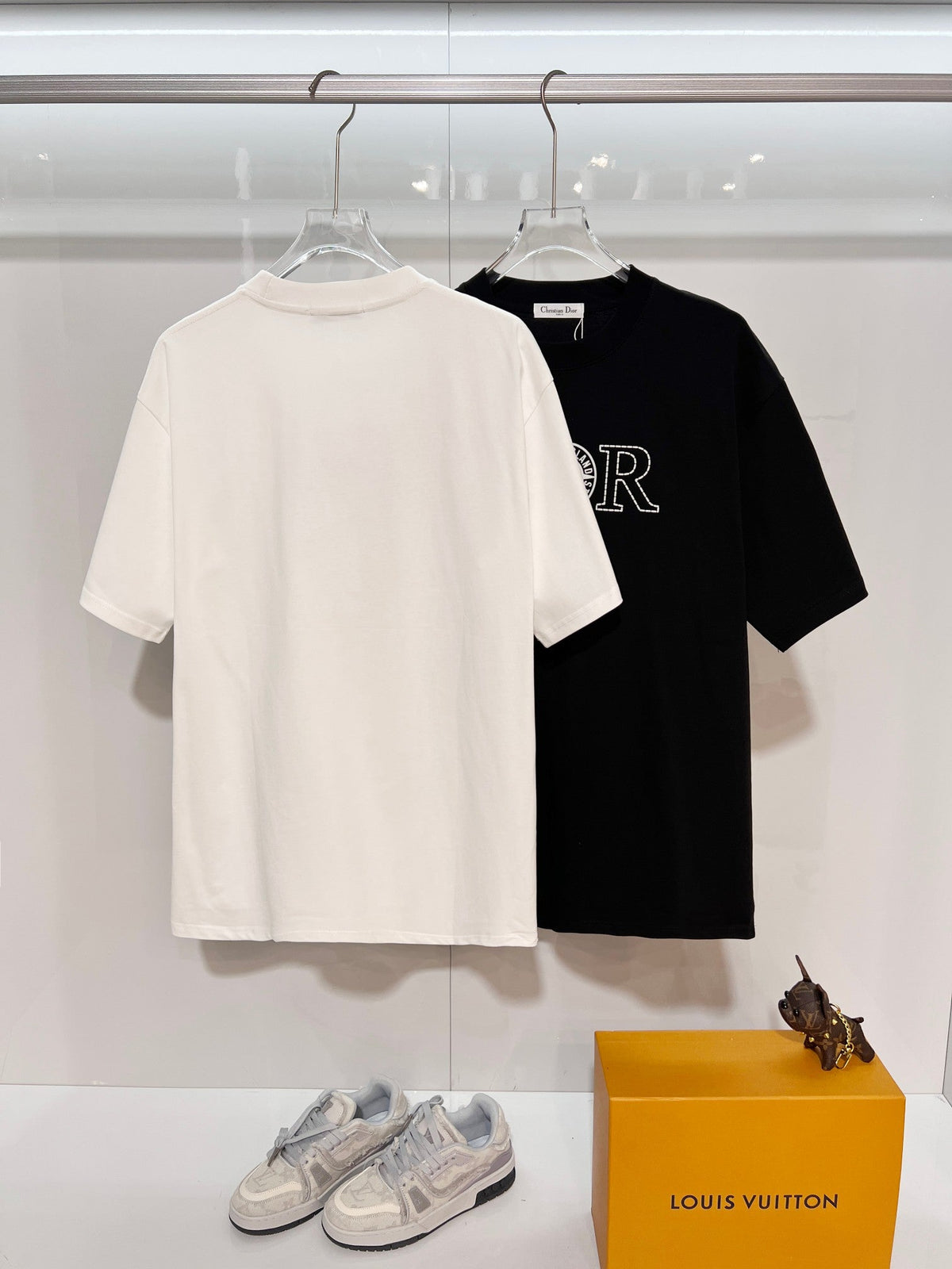 Classic dotted printed letter round neck T-shirt