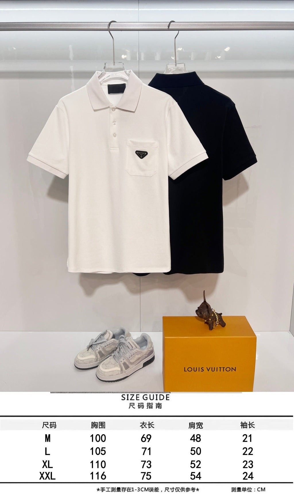 Chest pocket with metal triangle logo, leather seal, letter polo shirt