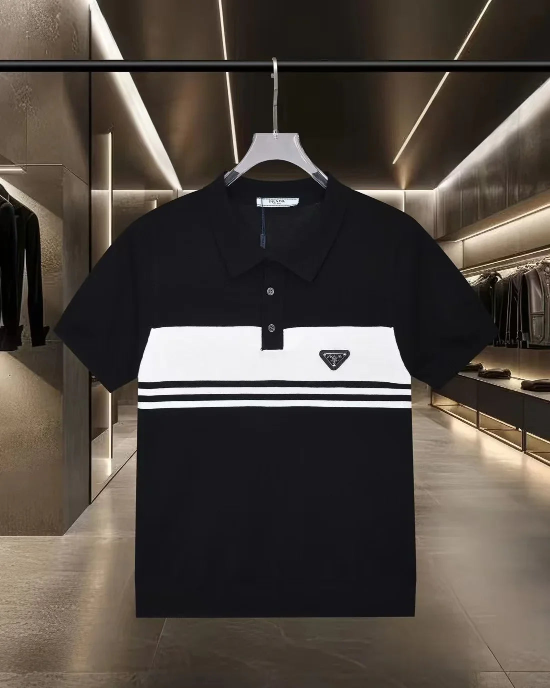 New striped knitted short sleeved polo shirt