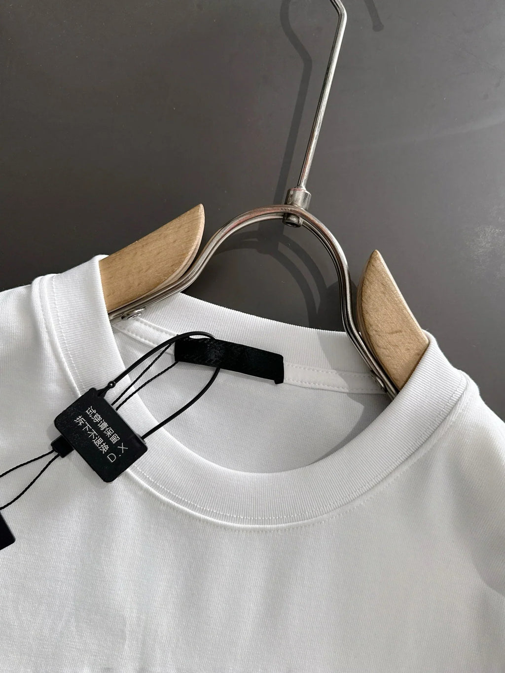 Spring and Autumn Short Sleeves Newly Released
