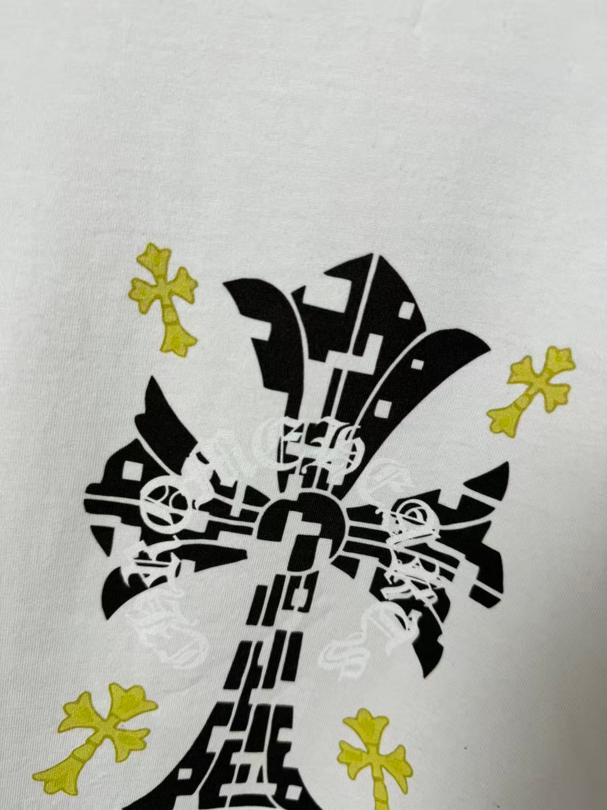 Classic short sleeved T-shirt with letter hot stamping technology