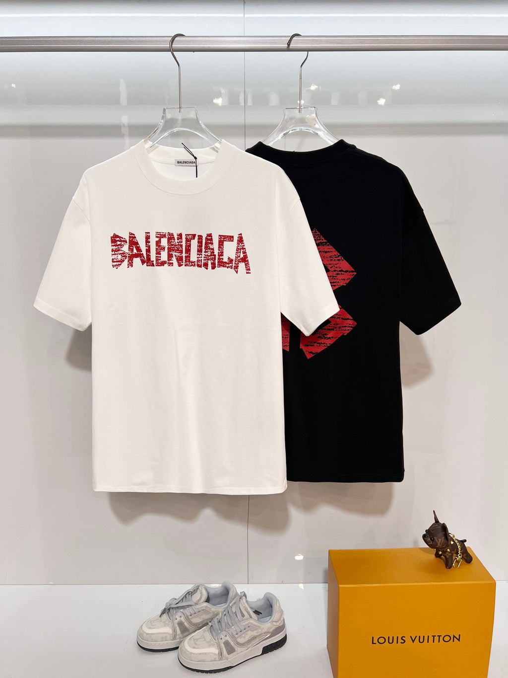 Wear and tear double-B printed letter round neck T-shirt