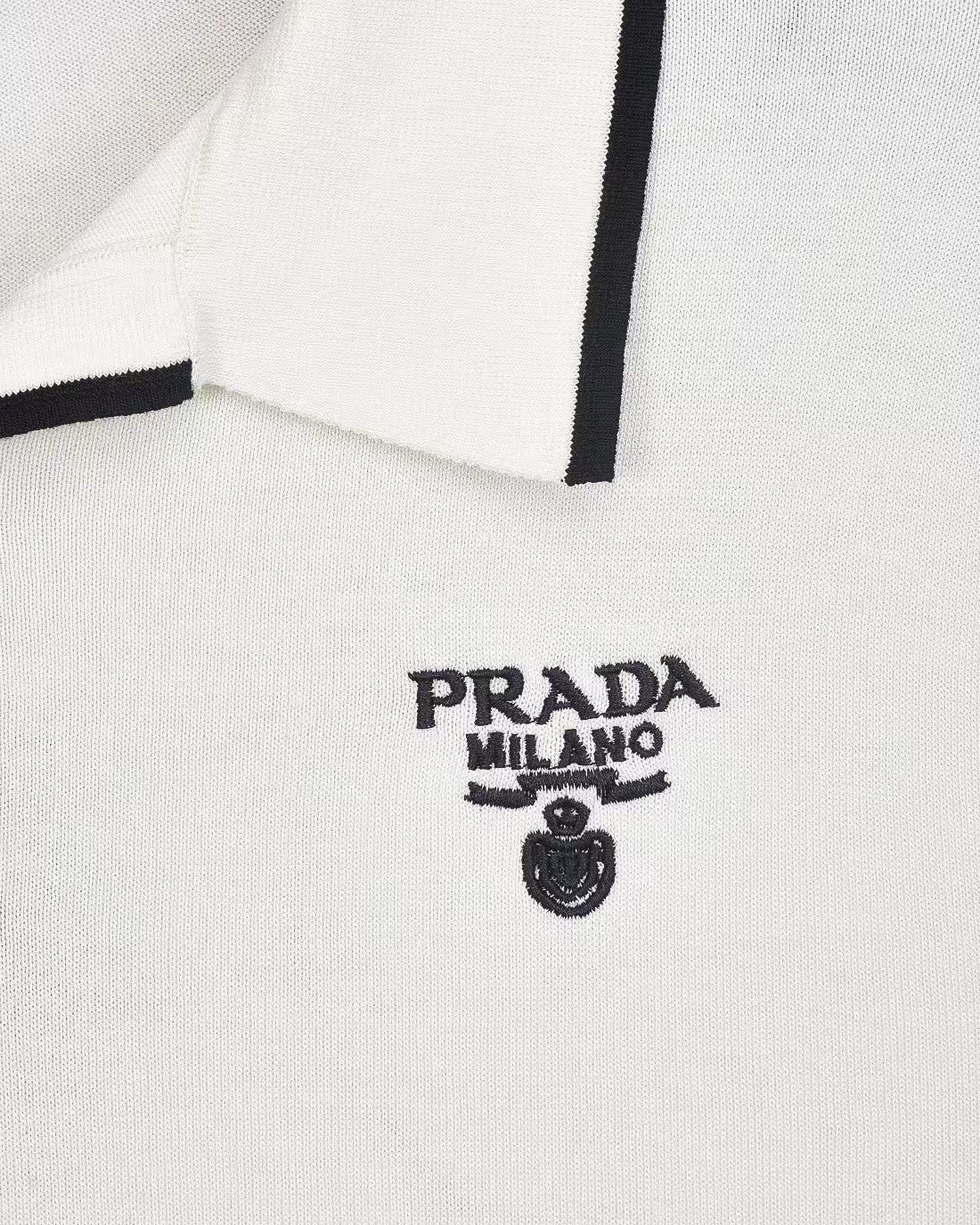 New embroidered knitted short sleeved polo shirt
