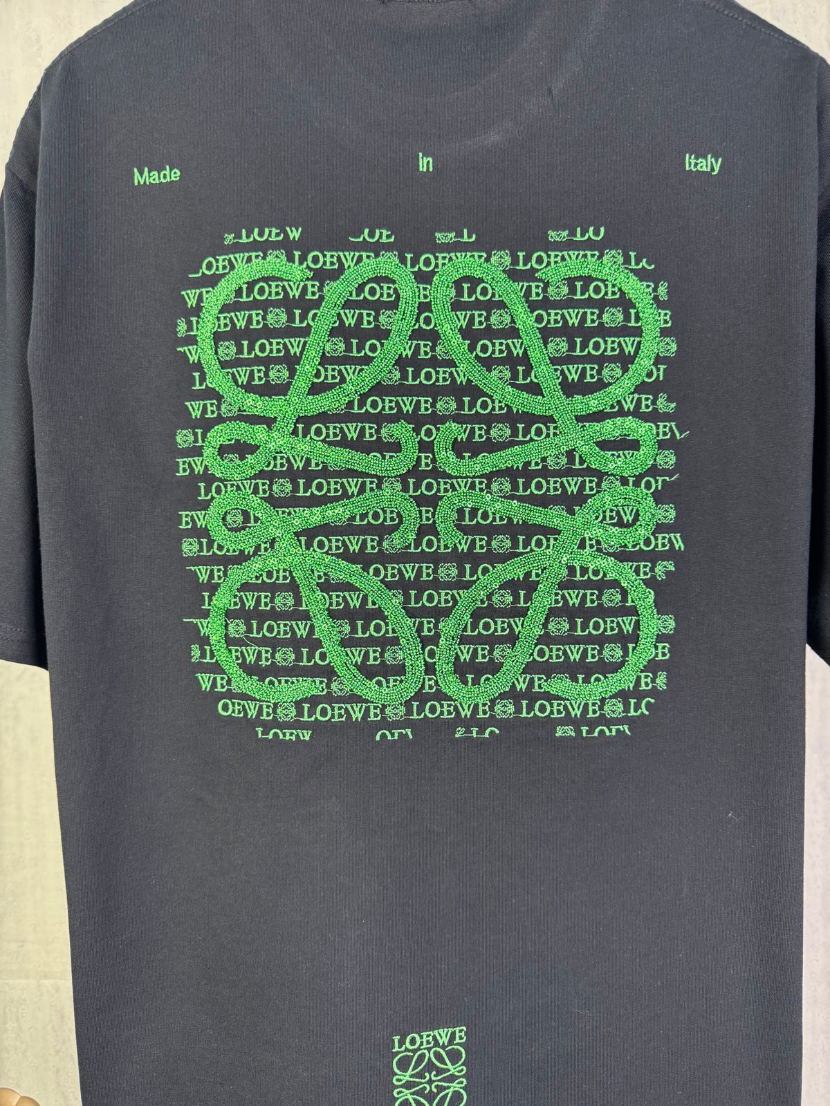 Craftsmanship Classic Embroidered Pattern unisex T-shirt