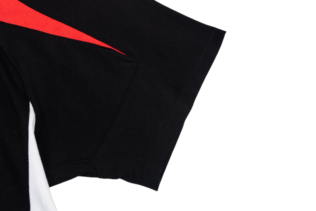 Embroidered contrasting short sleeved T-shirt