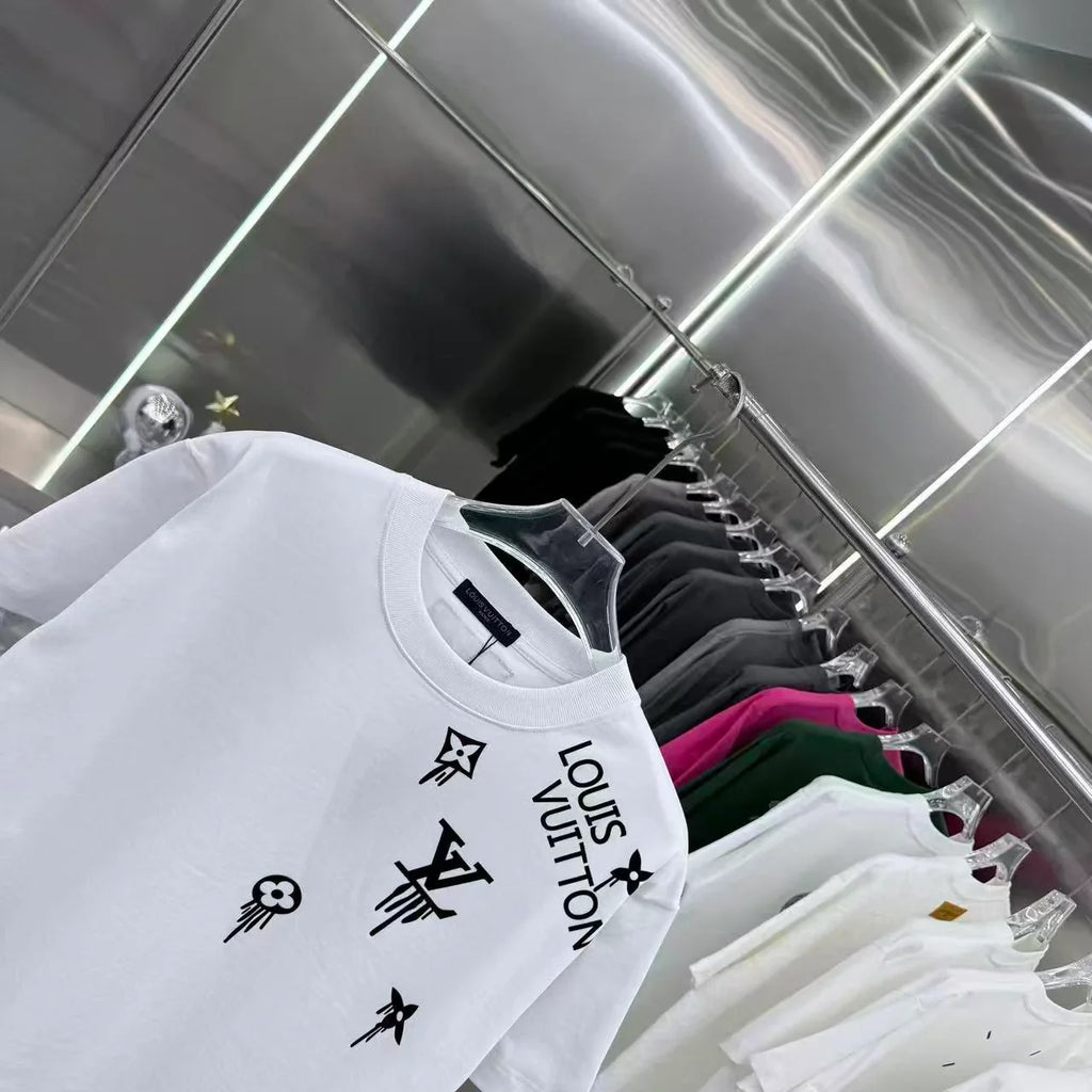 New round neck short sleeved shirt