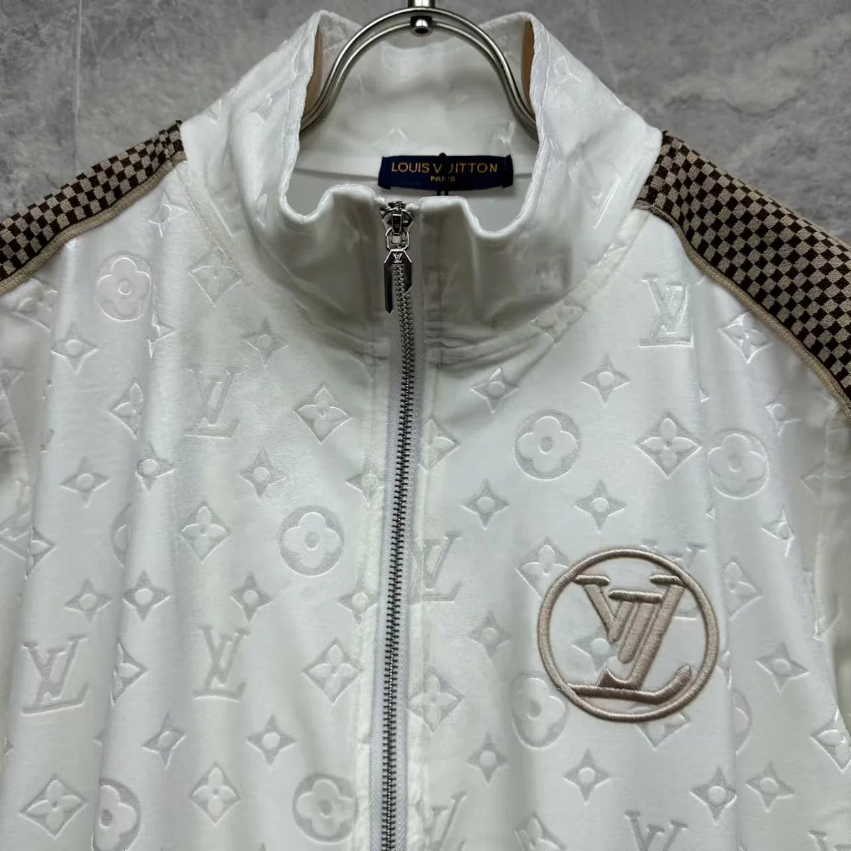 New Embroidered Full Print Set