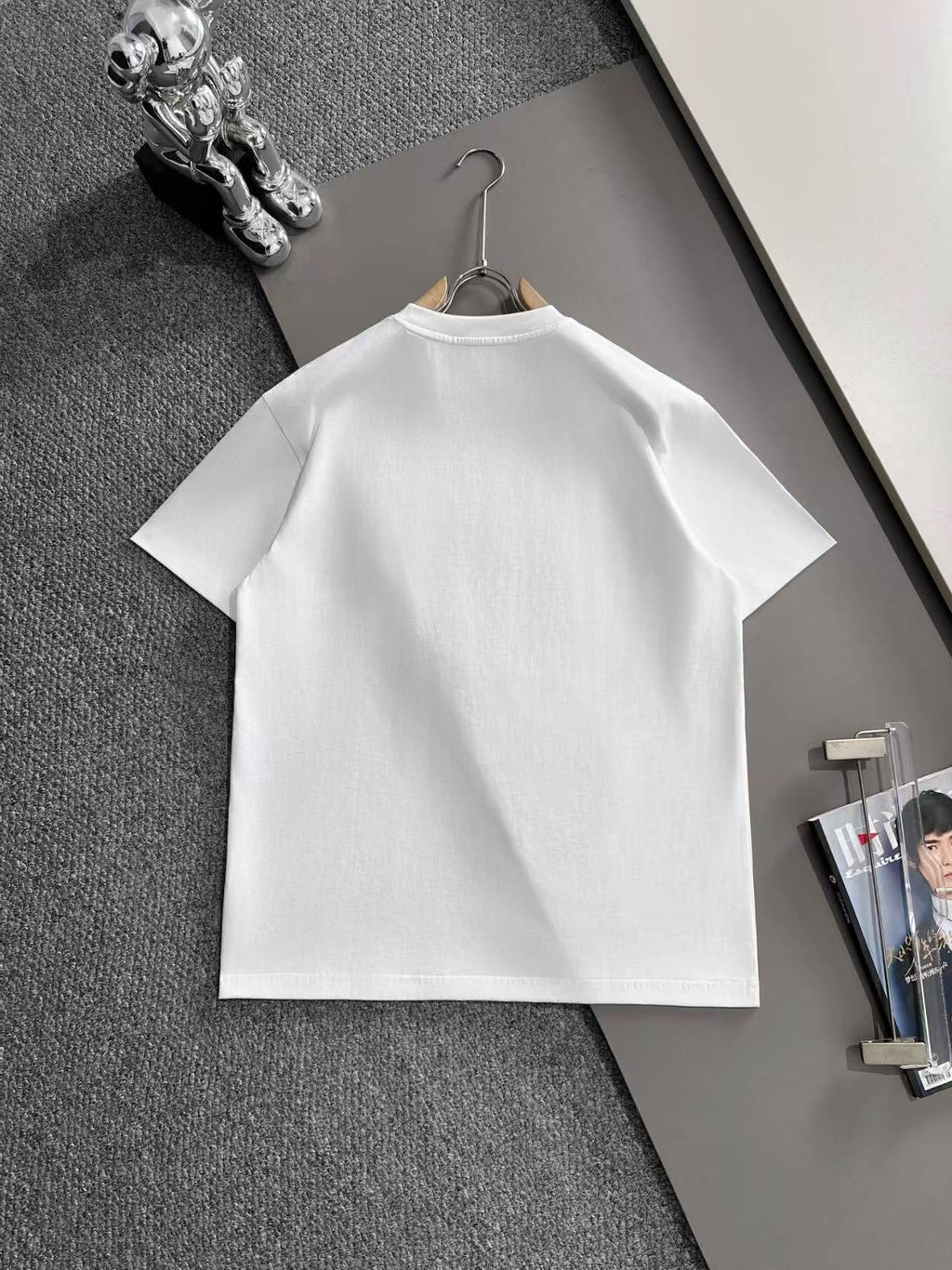 New embroidered letter T-shirt