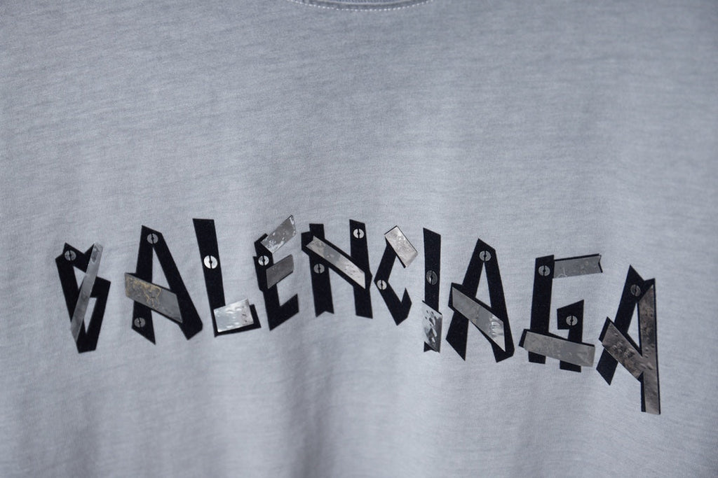 Letter rhinestone short sleeved shirt