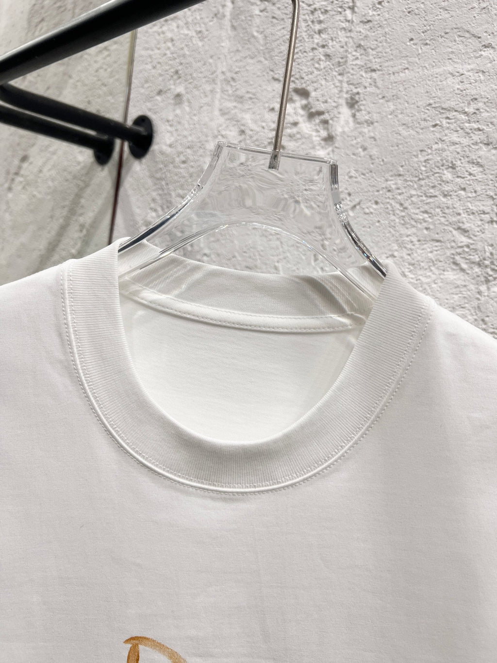 Loose hand drawn T-shirt -3
