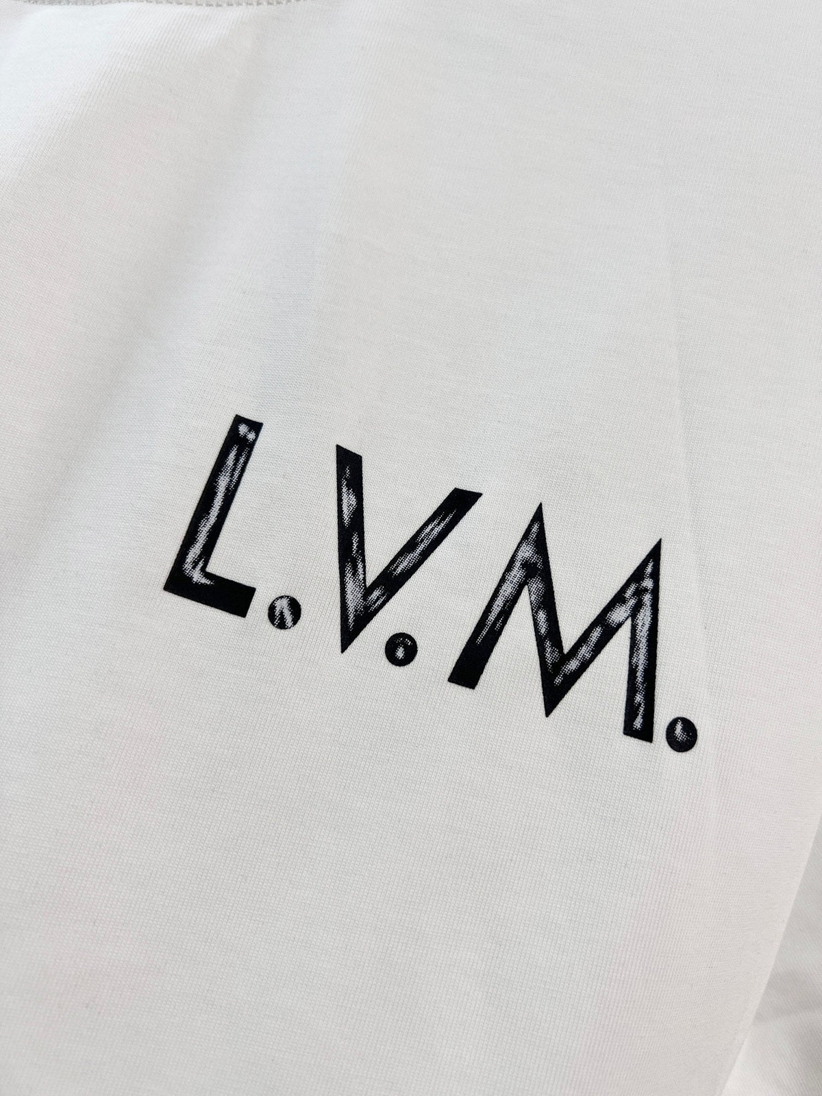 New front and rear blurred letter short sleeves