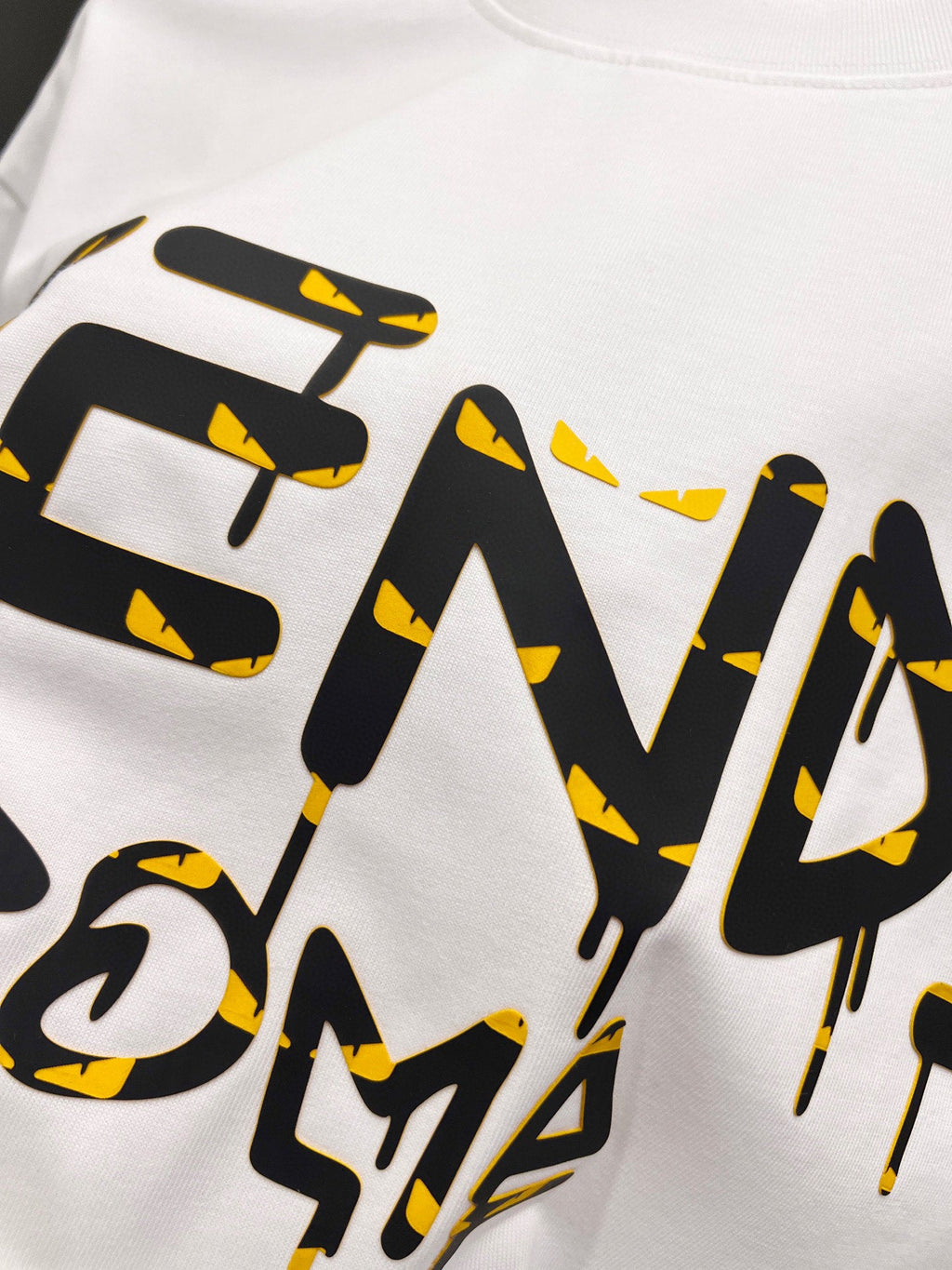 Classic Yellow Eye Foam Craft Short Sleeve T-shirt