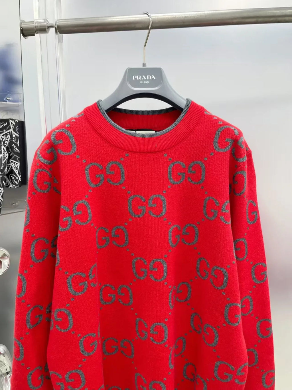New letter long sleeved sweater 3