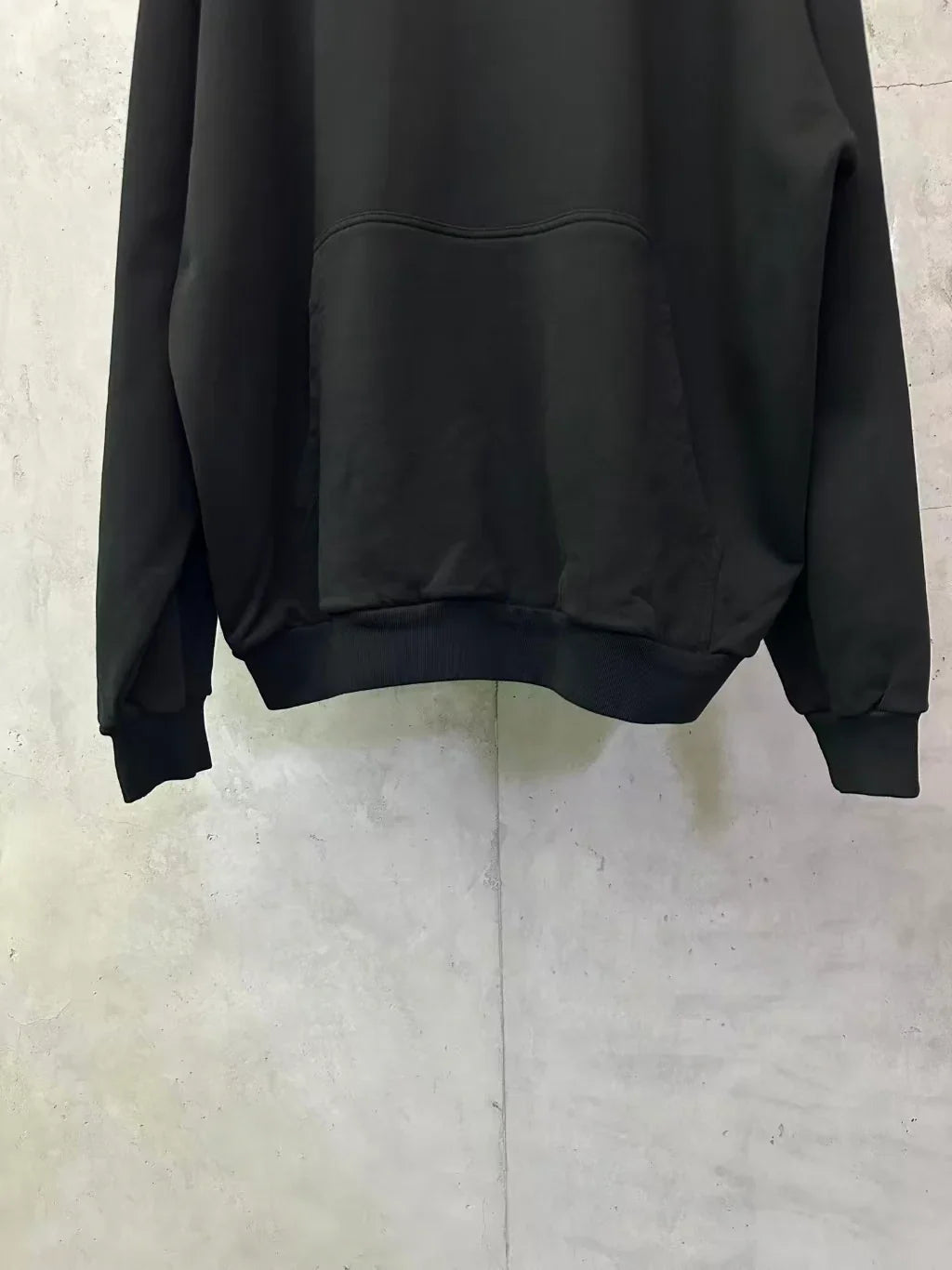 New printed hooded sweatshirt