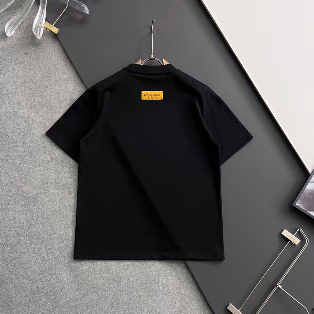 New round neck short sleeved T-shirt
