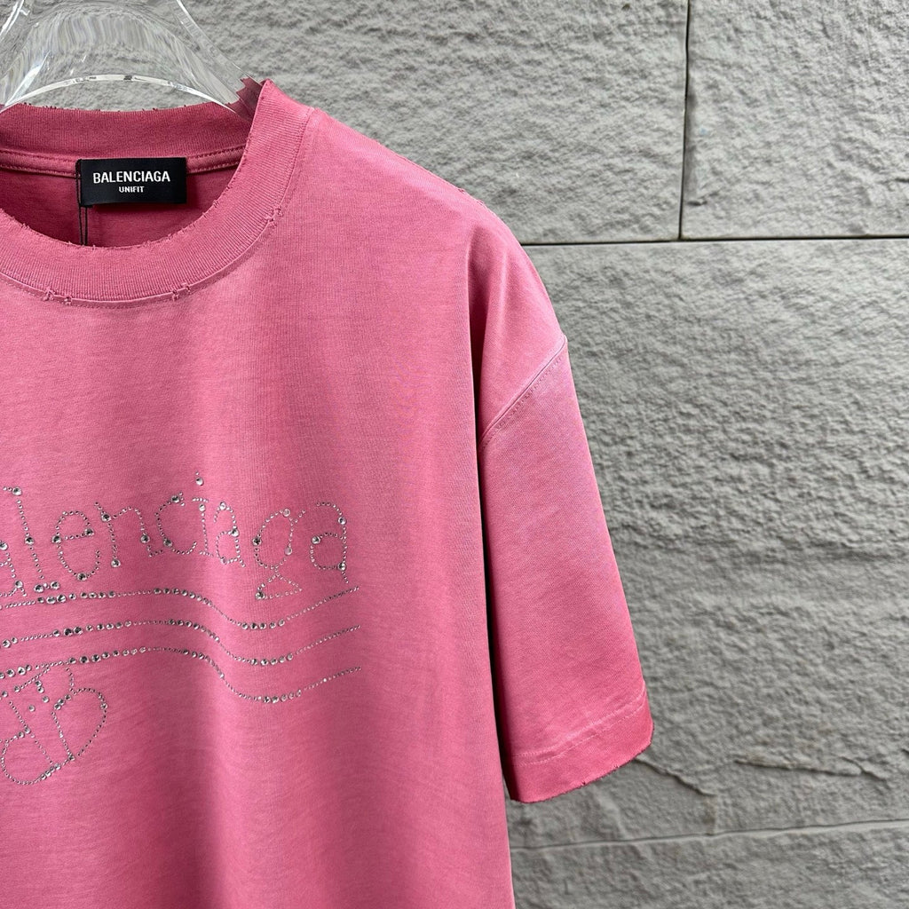 Wear and tear washed short sleeved T-shirt with distressed holes for both men and women
