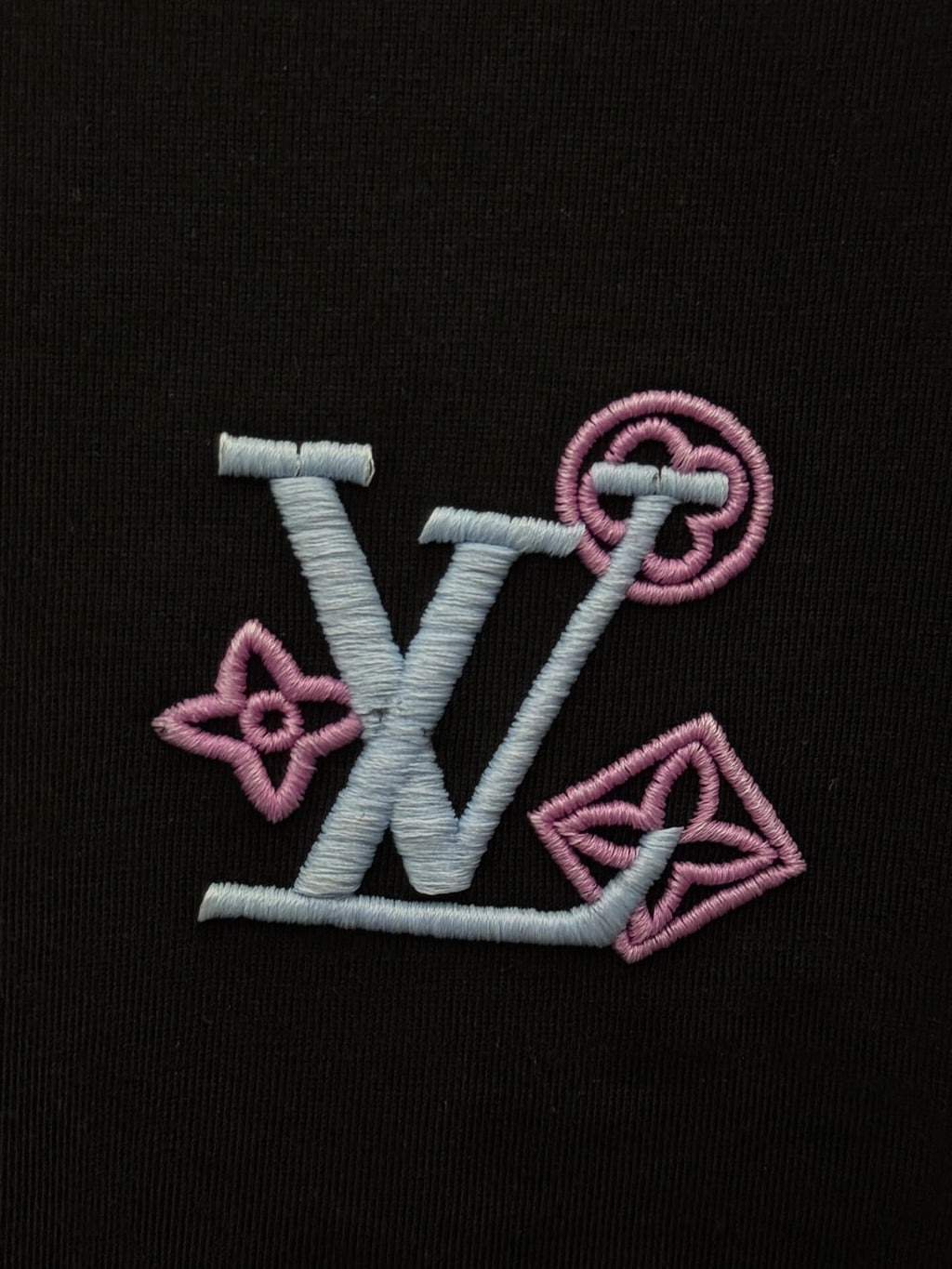Color-Changing Embroidery T-Shirt
