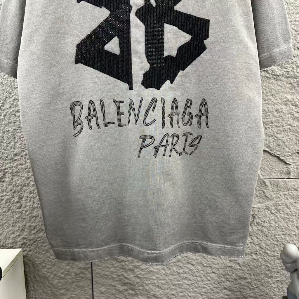 New style embroidered and rhinestone T-shirt